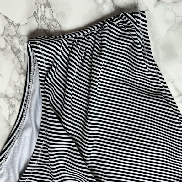 CUPSHE BLACK AND WHITE PRINT HIGH WAISTED SWIMMING BIKINI WOMEN BOTTOM SMALL - Picture 3 of 5